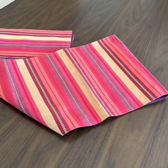 Target Home Table Runner Like New - Picture 7 of 7